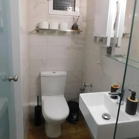 קומוטיני Brand New Studio 2 מראה חיצוני תמונה