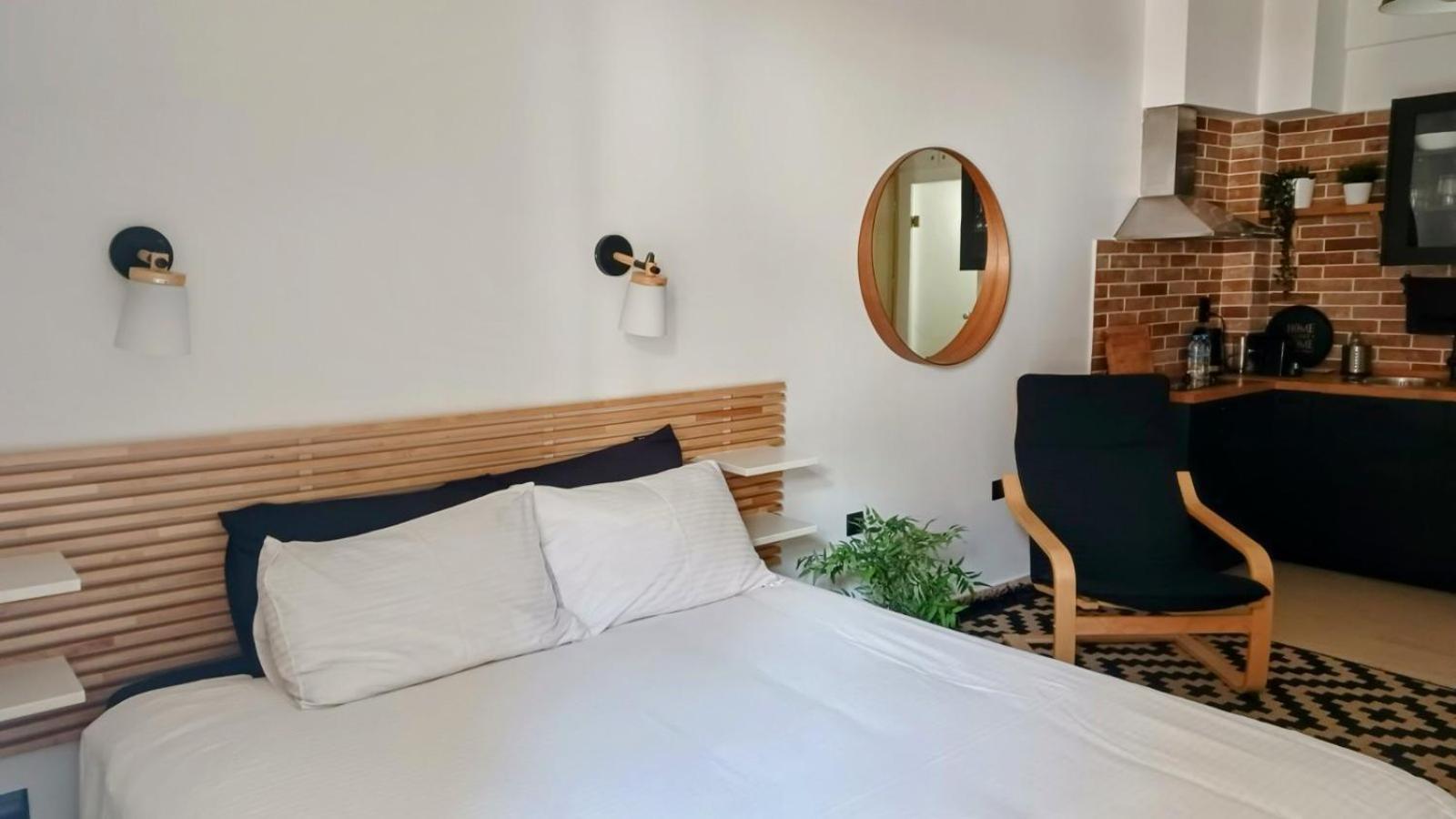 Brand New 2 Komotini